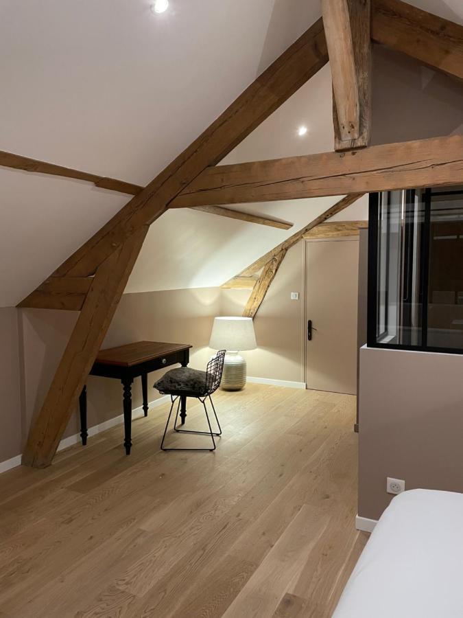 L'Atelier Des Magnolias Bed & Breakfast Aumont-en-Halatte Bagian luar foto