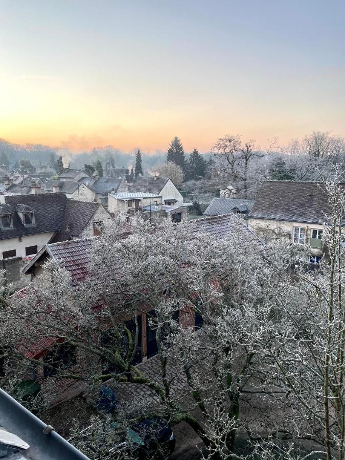 L'Atelier Des Magnolias Bed & Breakfast Aumont-en-Halatte Bagian luar foto
